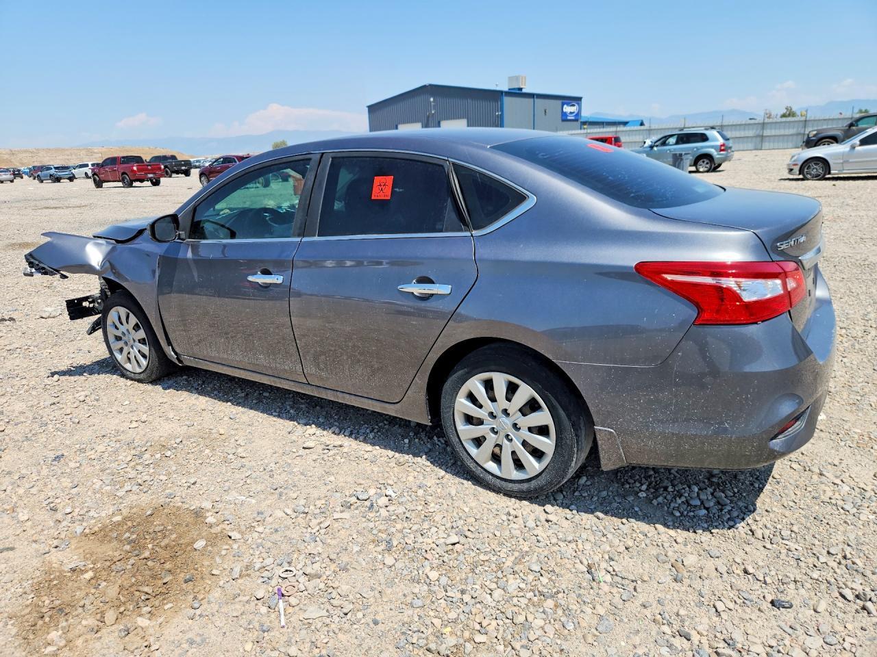 2018 Nissan Sentra S - Фото 2