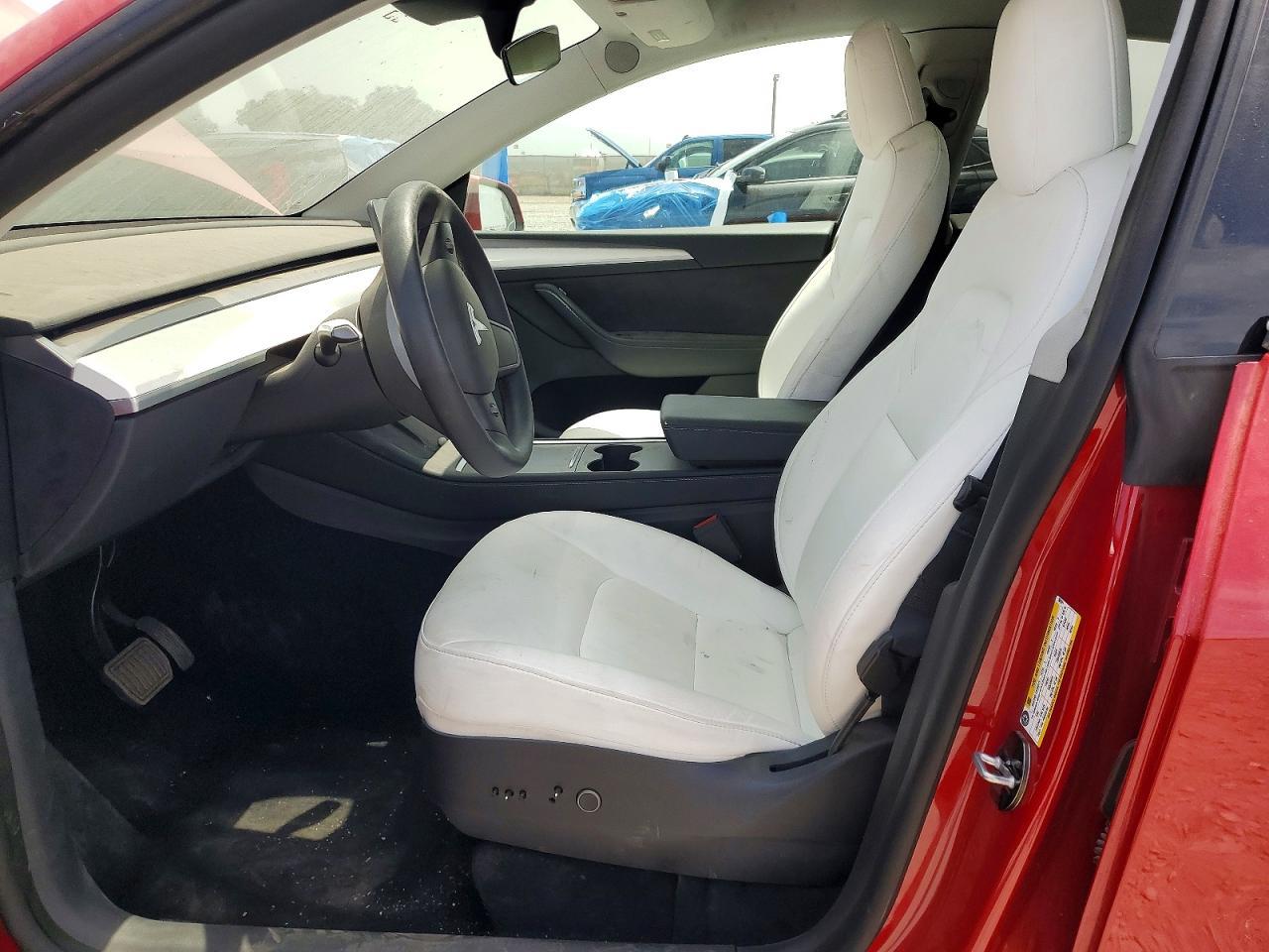 2023 Tesla Model Y - Фото 7
