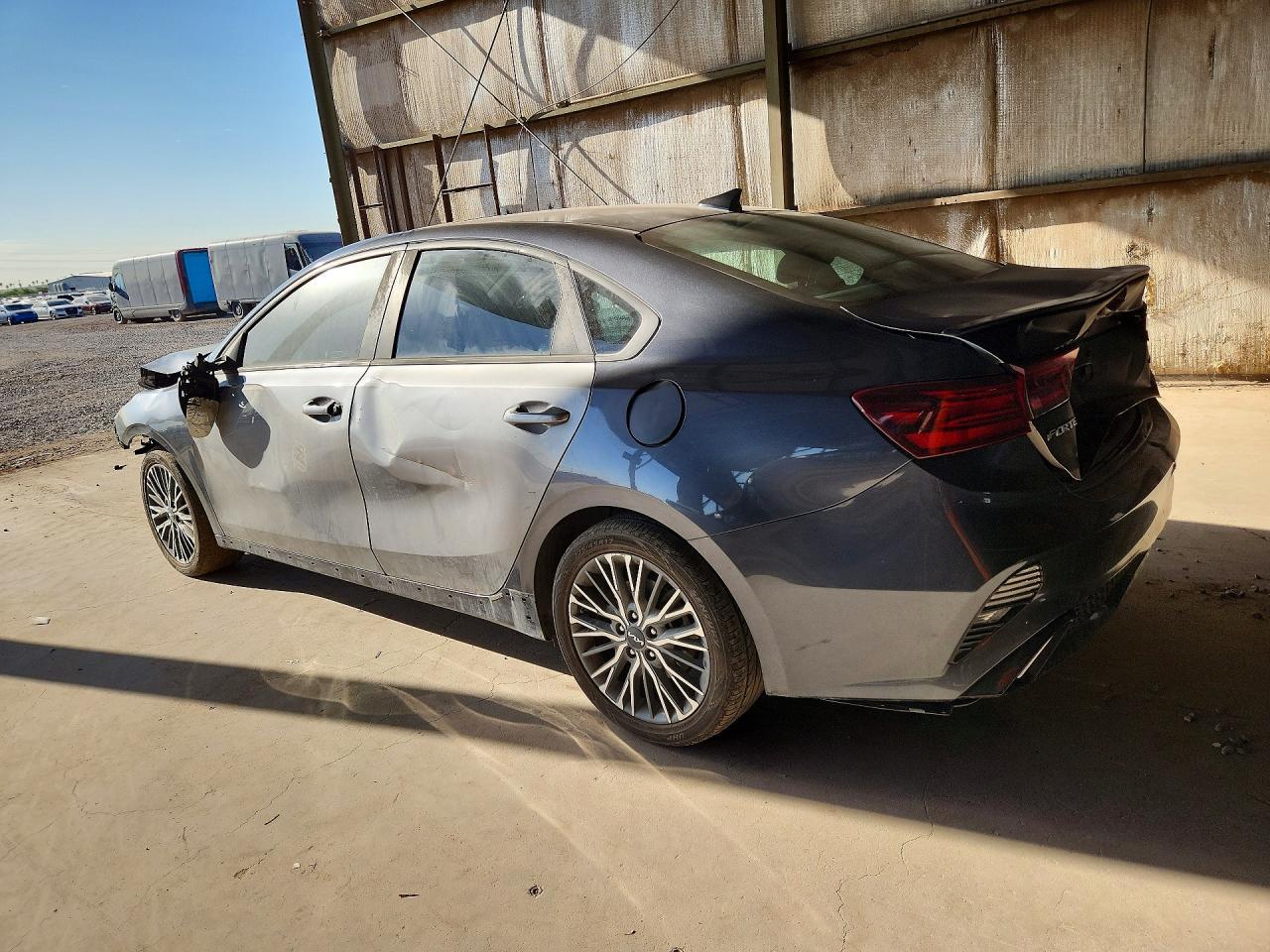 2023 Kia Forte Gt-Line - Фото 2
