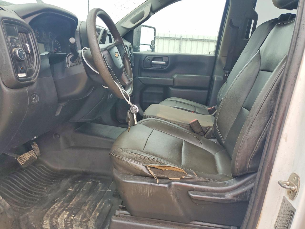 2020 Chevrolet Silverado C2500 Heavy Duty - Фото 7