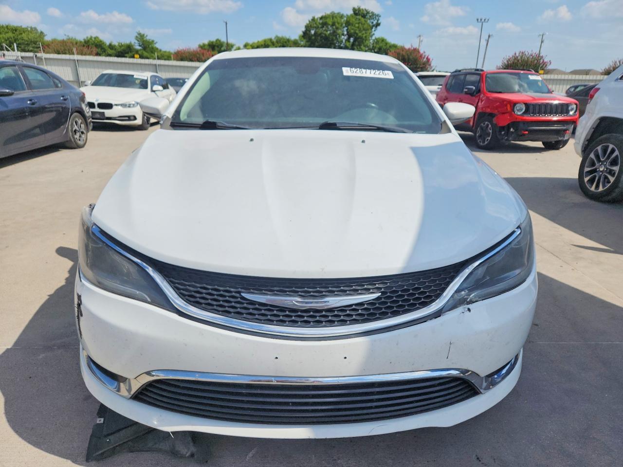 2015 Chrysler 200 Limited - Фото 5