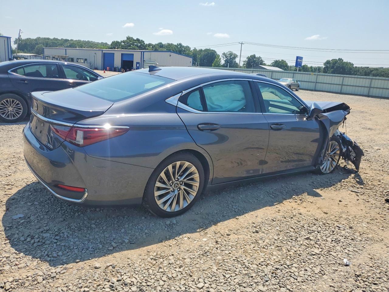 2023 Lexus Es 300H Ultra Luxury - Фото 3