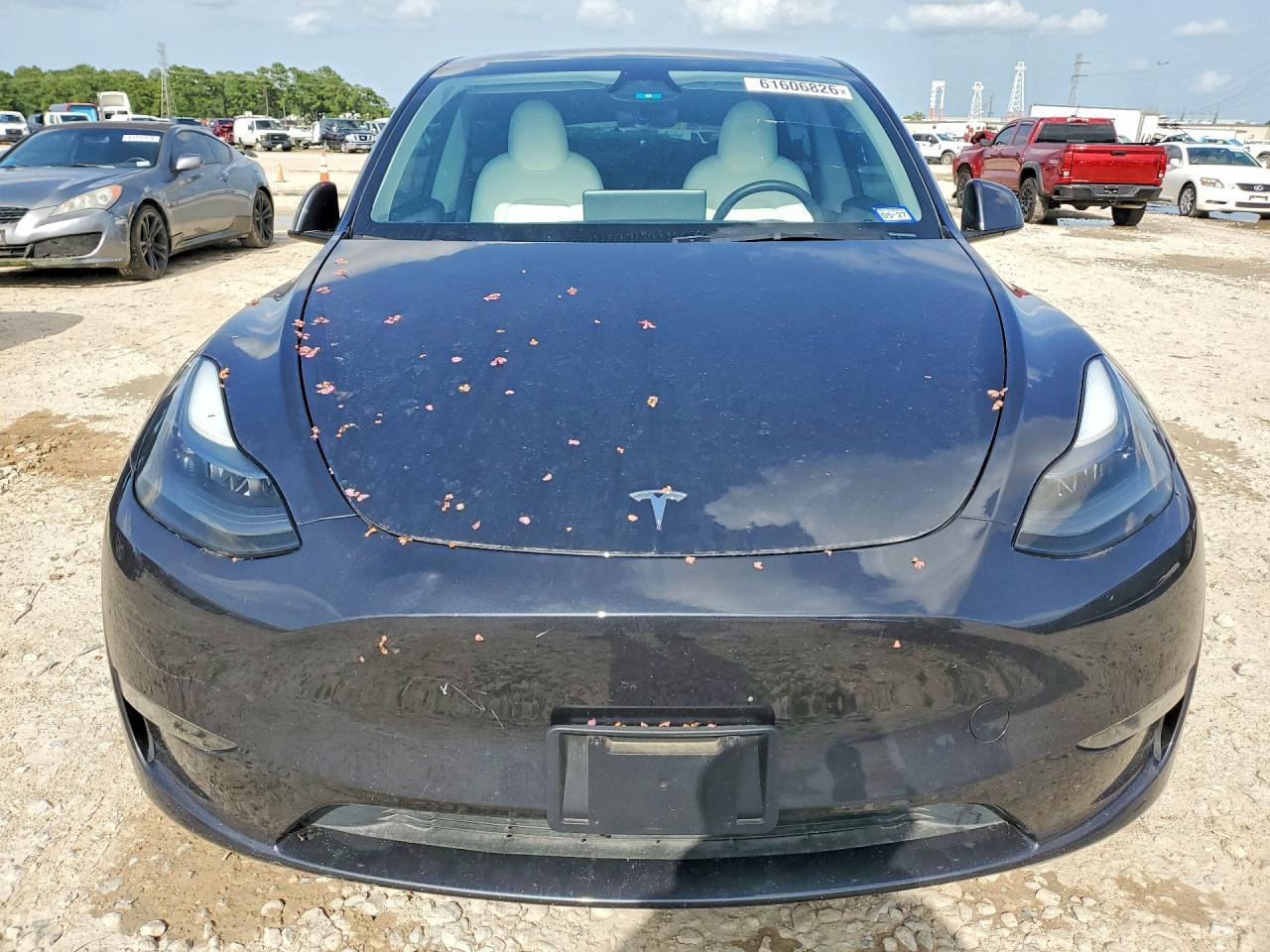 2024 Tesla Model Y - Фото 5