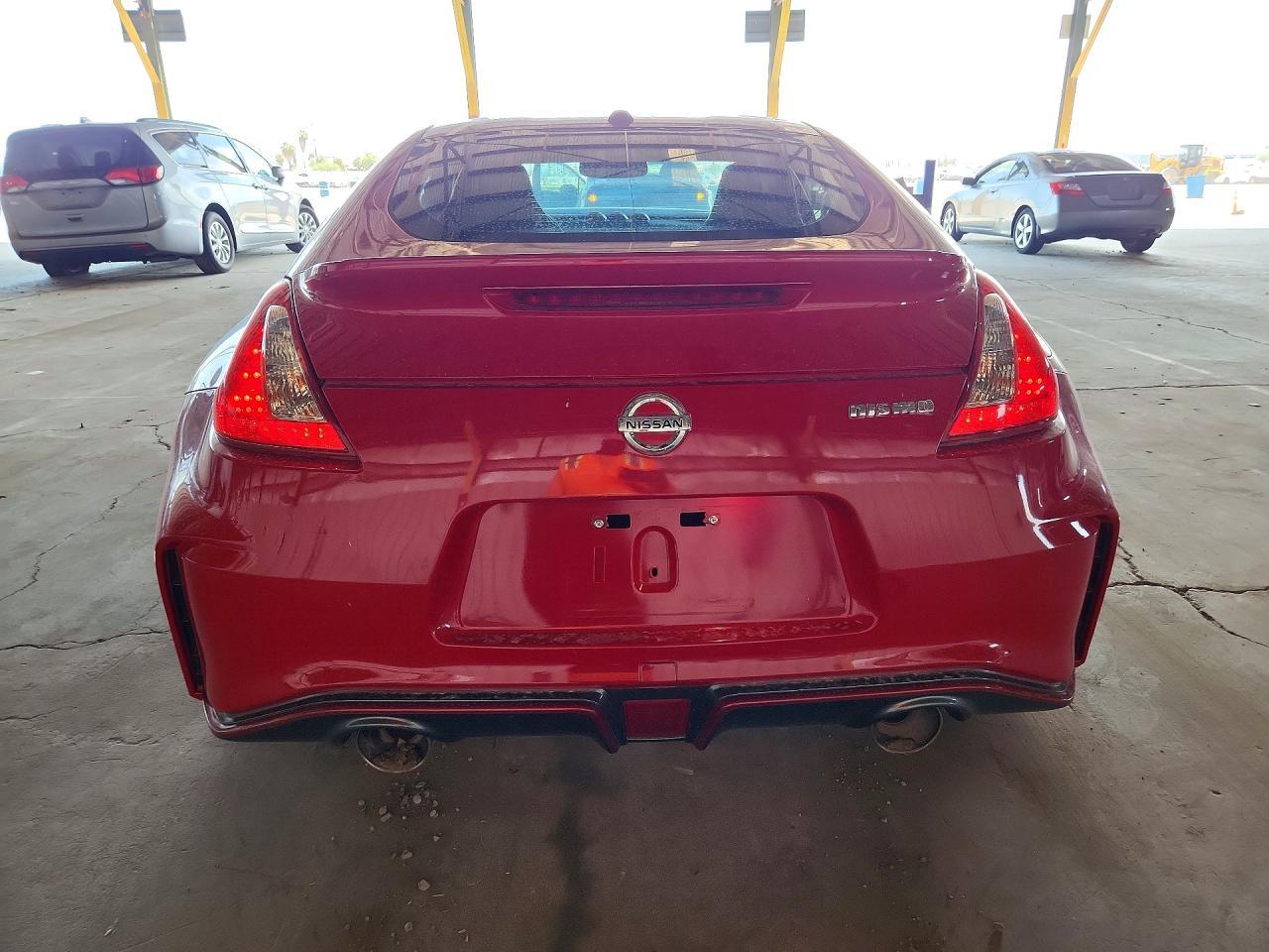 2016 Nissan 370Z Nismo Tech - Фото 6
