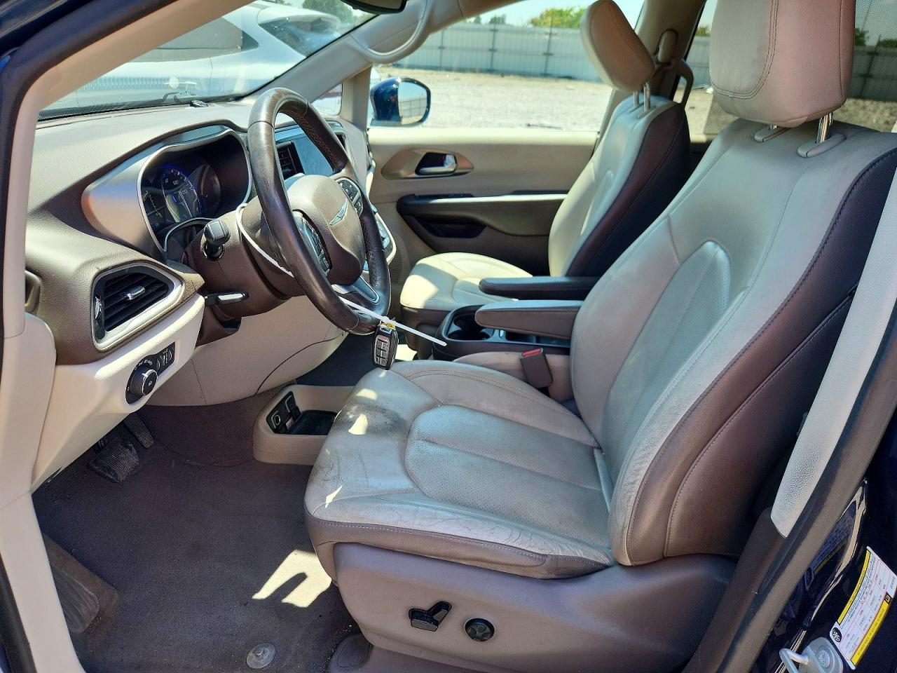 2018 Chrysler Pacifica Touring L - Фото 7
