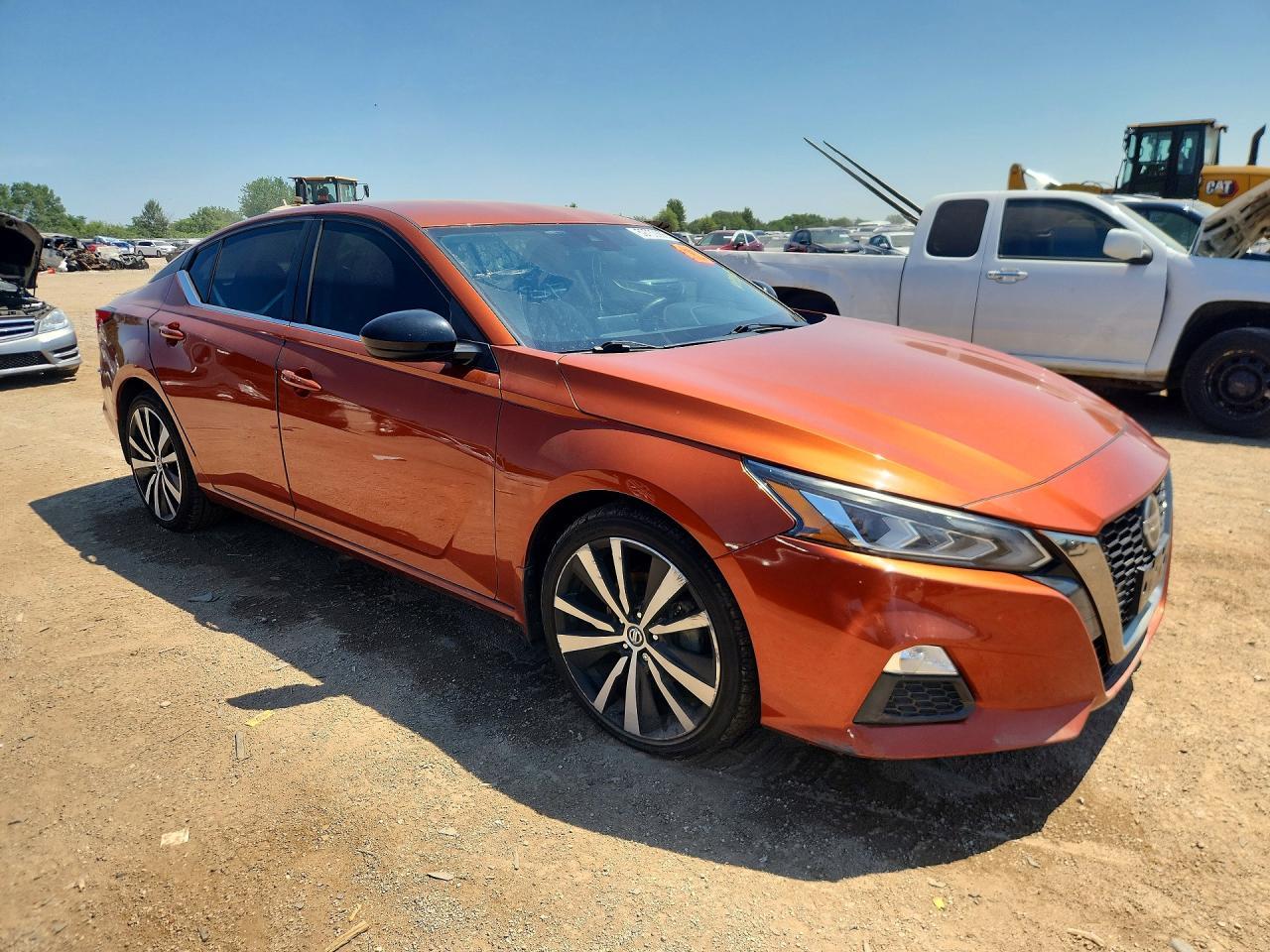 2020 Nissan Altima Sr - Фото 4