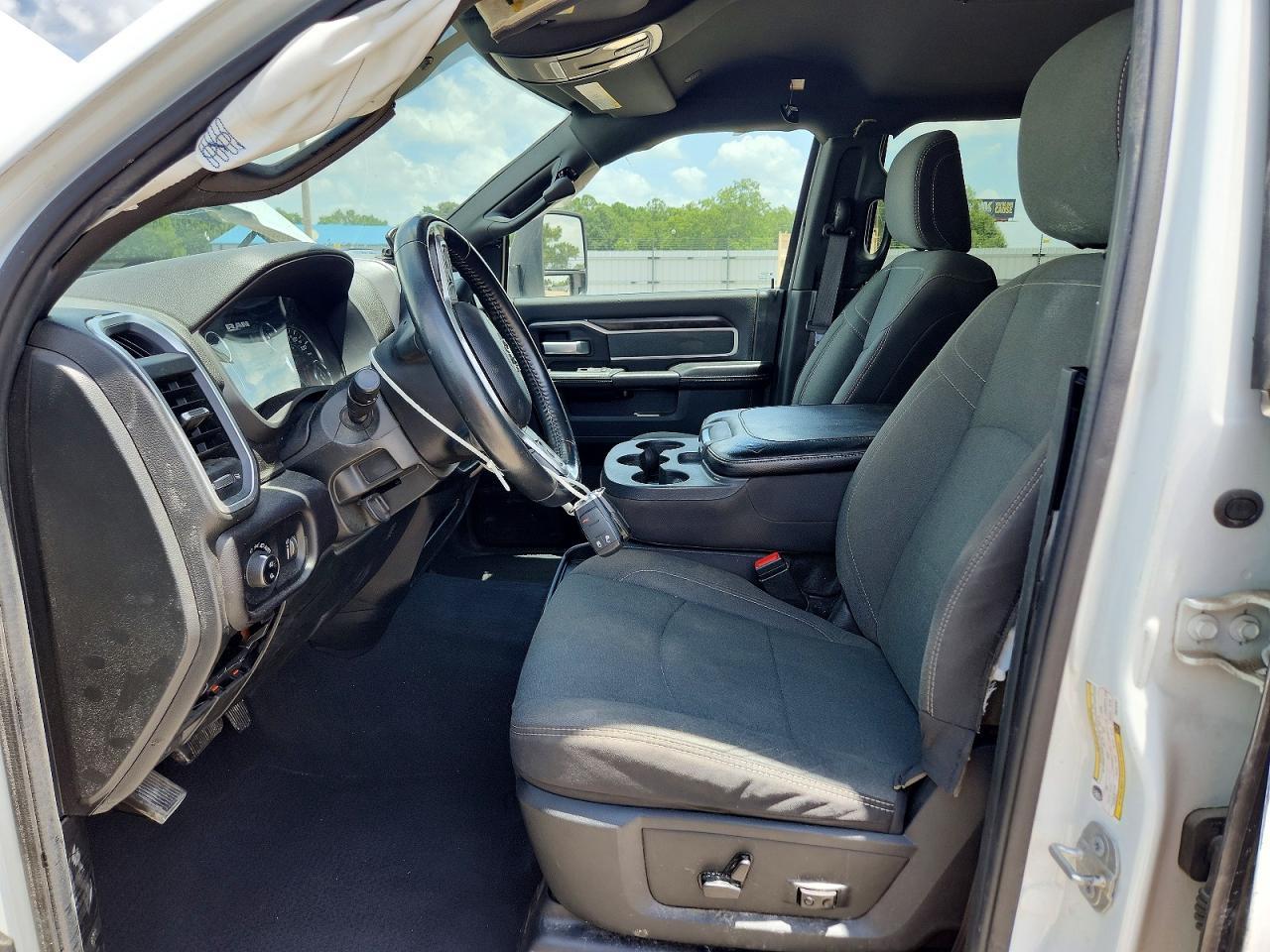 2023 Ram 3500 Big Horn - Фото 7
