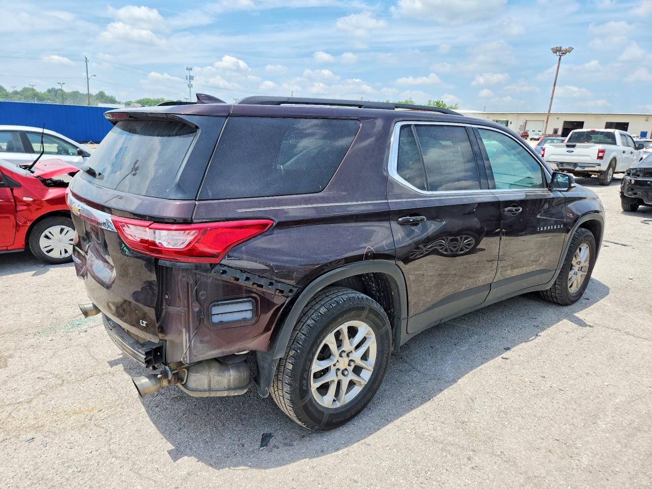 2020 Chevrolet Traverse Lt - Фото 3