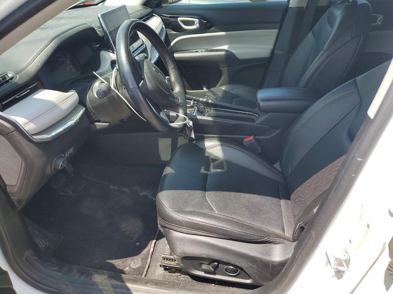 2022 Jeep Compass Limited - Image 7