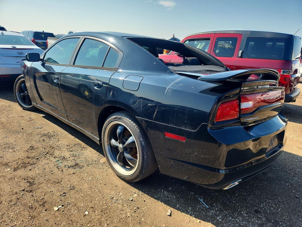 2014 Dodge Charger Se - Image 2