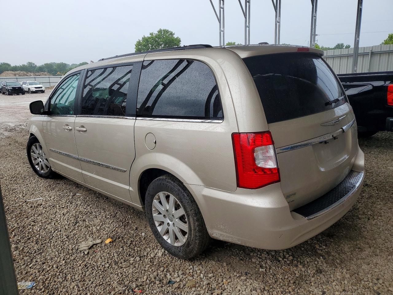 2014 Chrysler Town & Country Touring - Фото 2