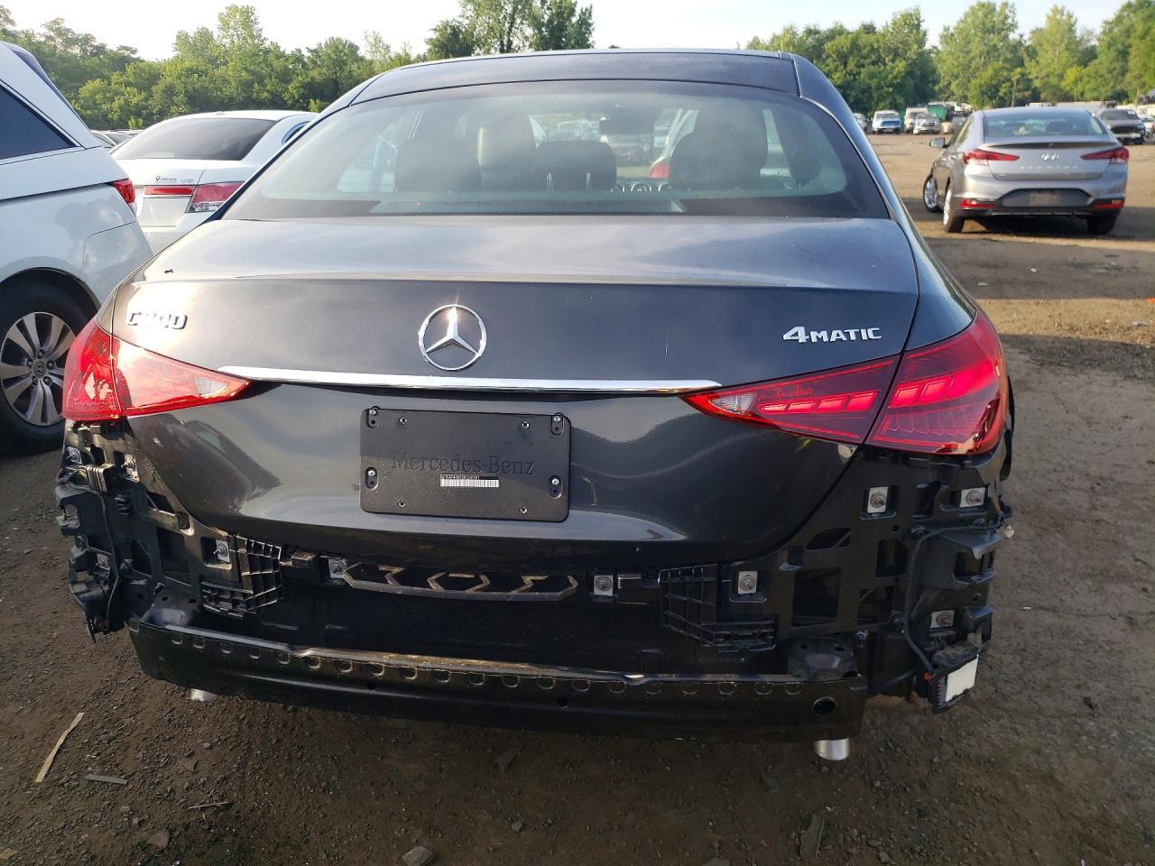 2025 Mercedes-Benz C 300 4Matic - Image 6