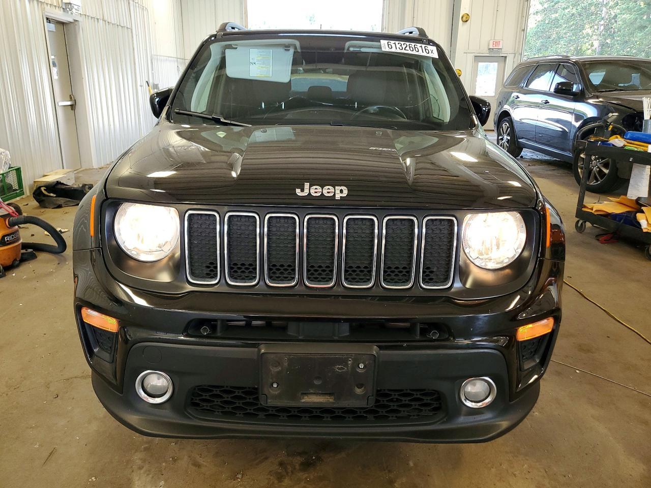 2020 Jeep Renegade Latitude - Фото 5