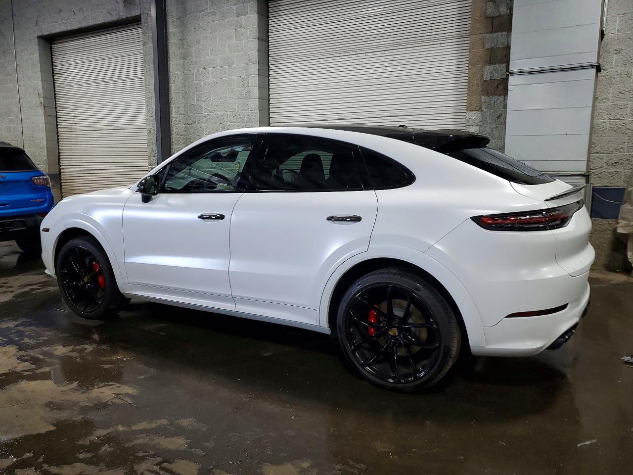 2021 Porsche Cayenne Coupe - Фото 2