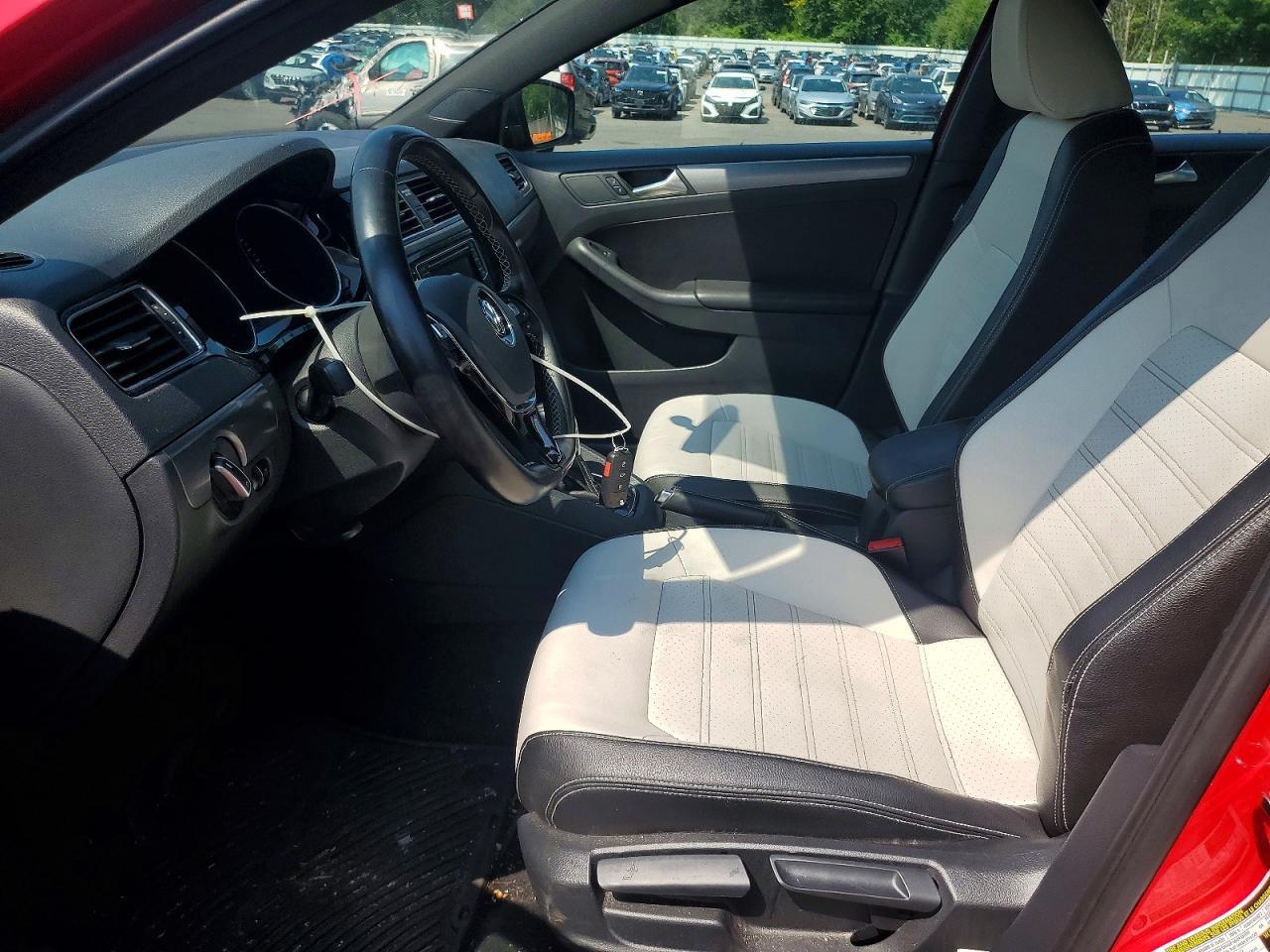 2016 Volkswagen Jetta Sport - Image 7
