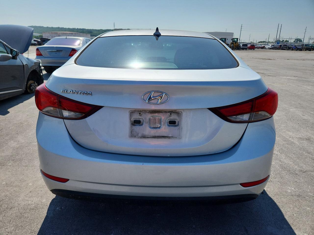 2014 Hyundai Elantra Se - Image 6
