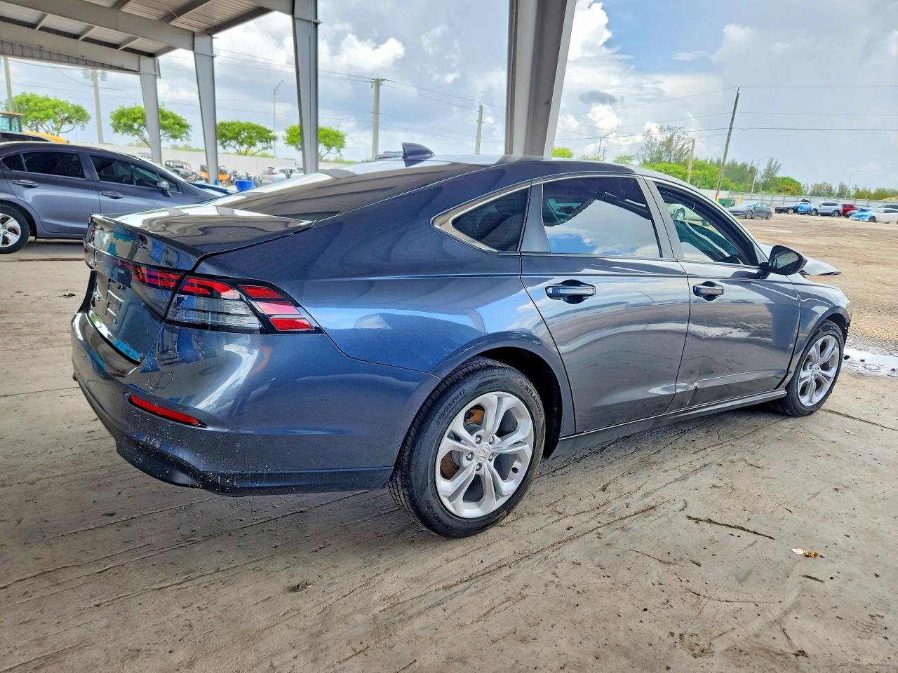 2024 Honda Accord Lx - Фото 3