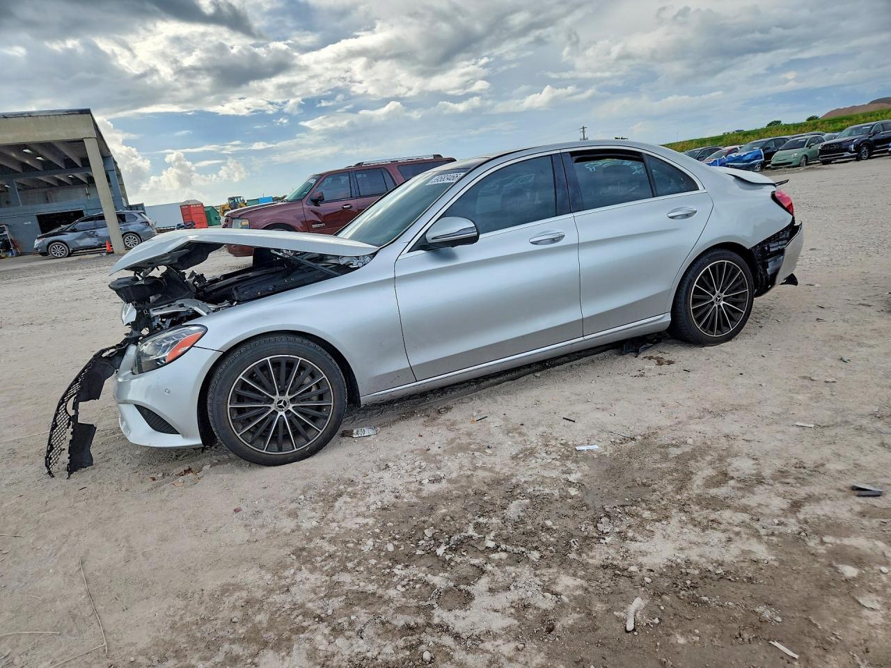 2021 Mercedes-Benz C 300