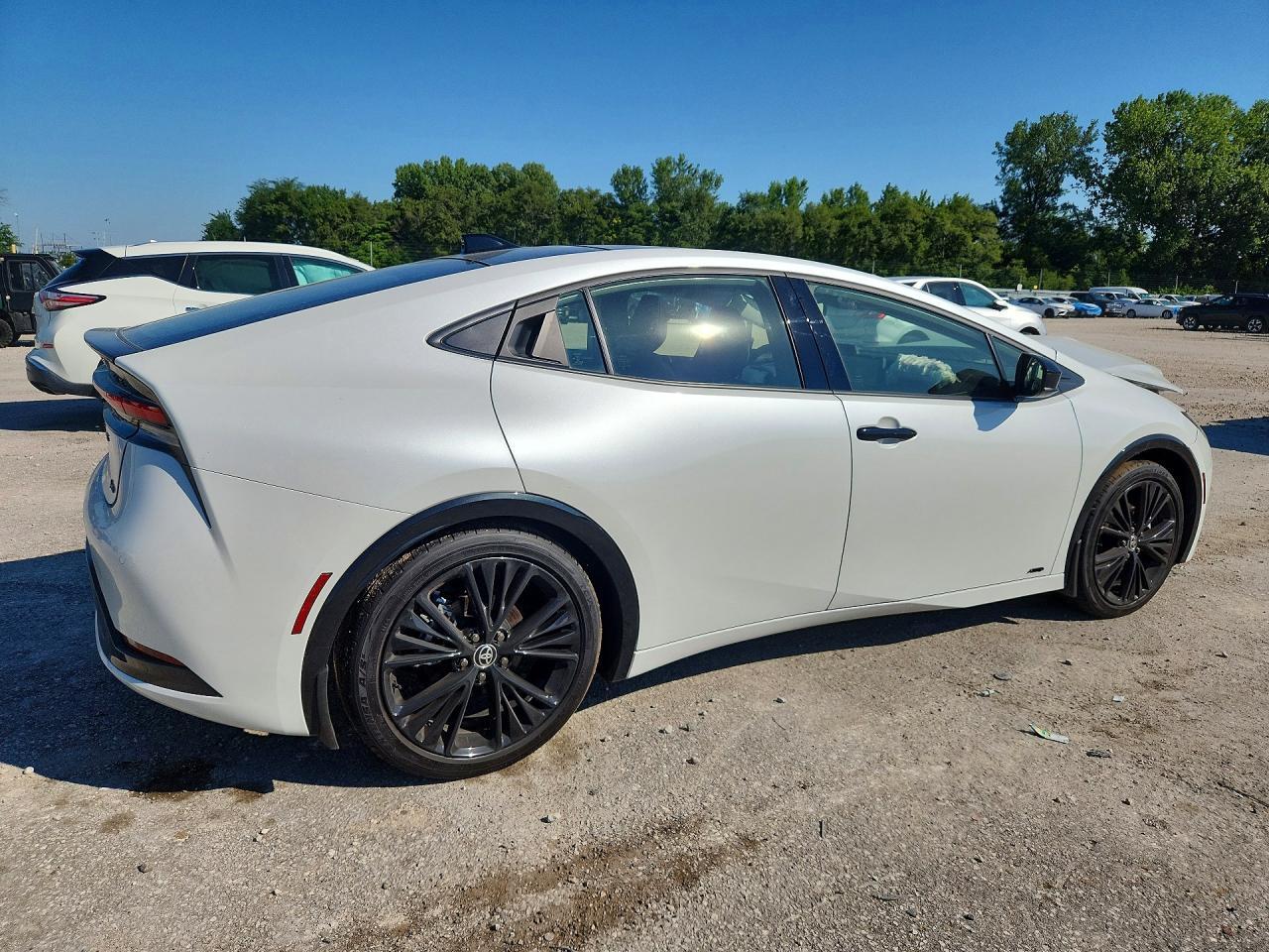 2026 Toyota Prius Nightshade - Фото 3