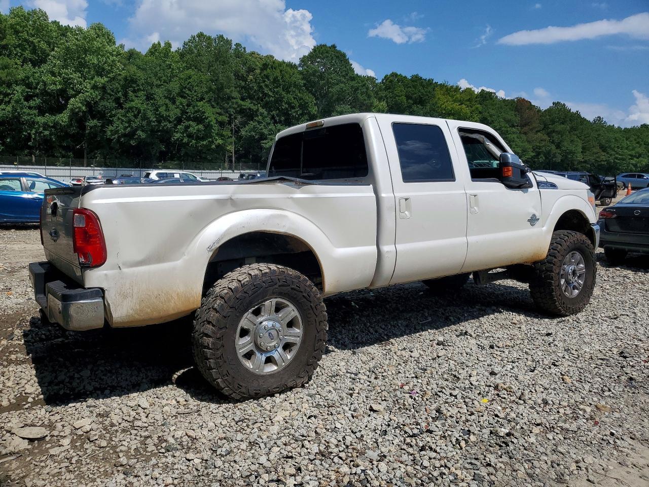 2016 Ford F250 Super Duty - Image 3