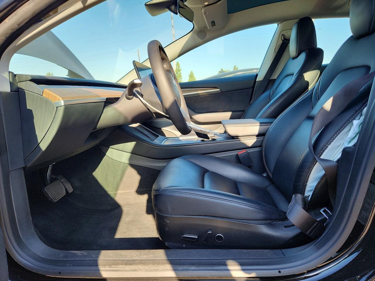 2023 Tesla Model 3 - Фото 7