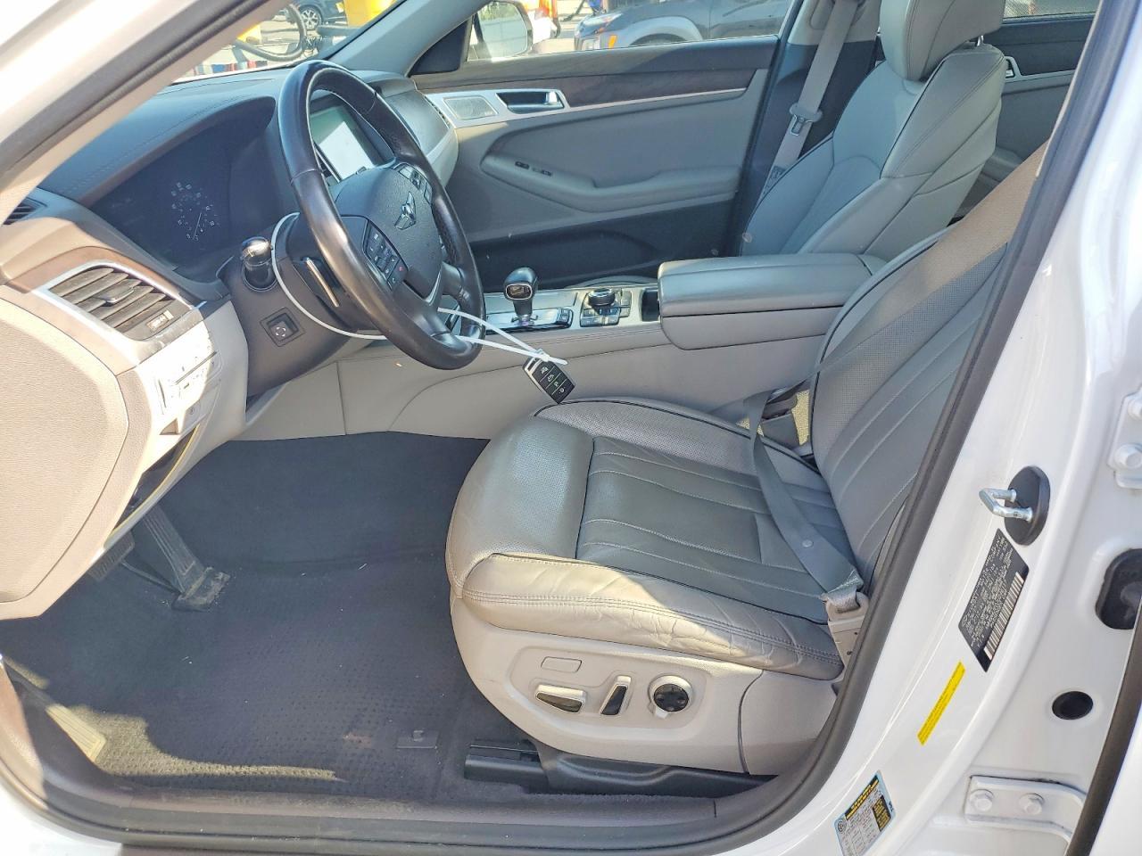 2018 Genesis G80 3.8 - Фото 7