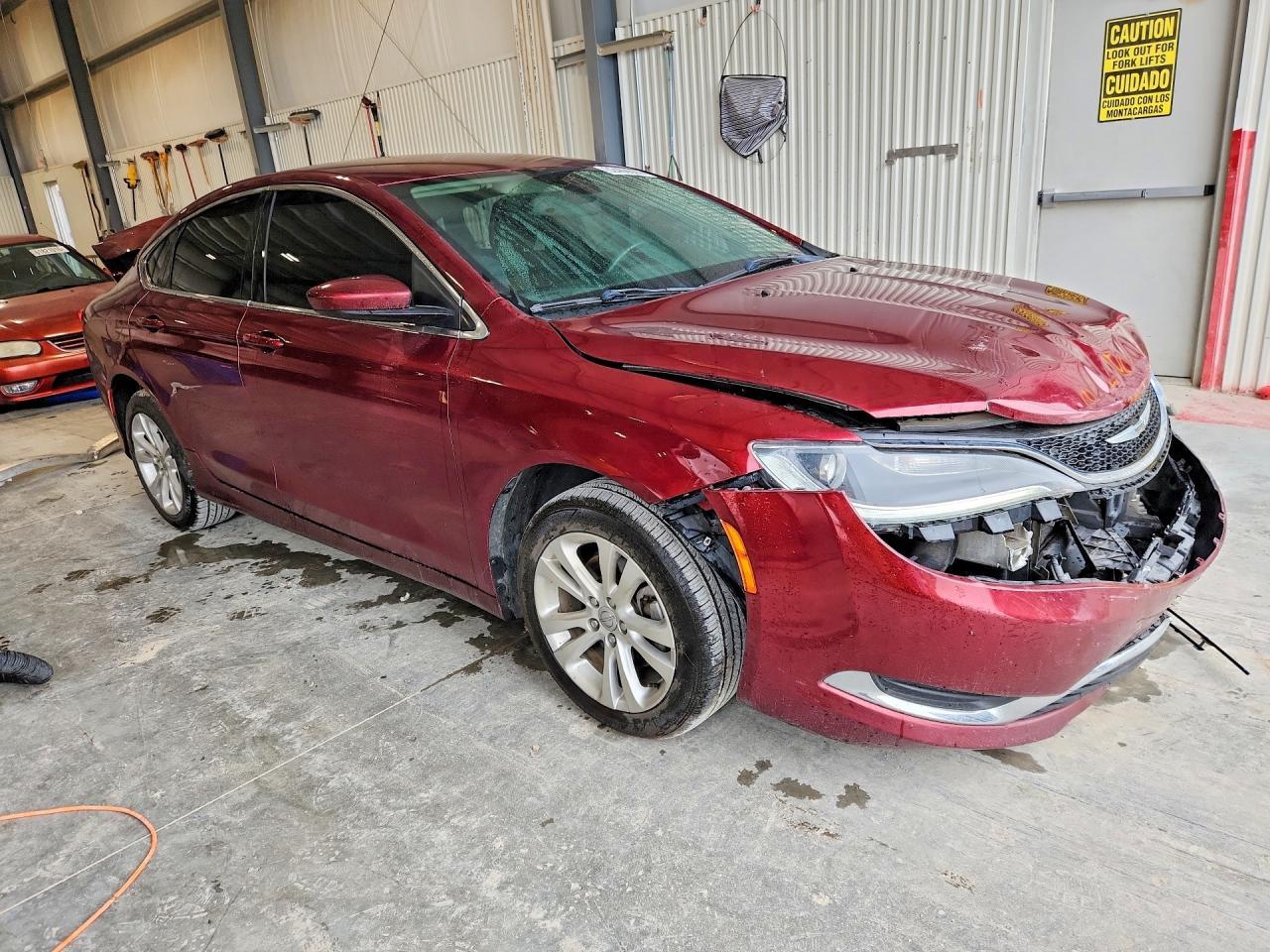 2015 Chrysler 200 Limited - Фото 4