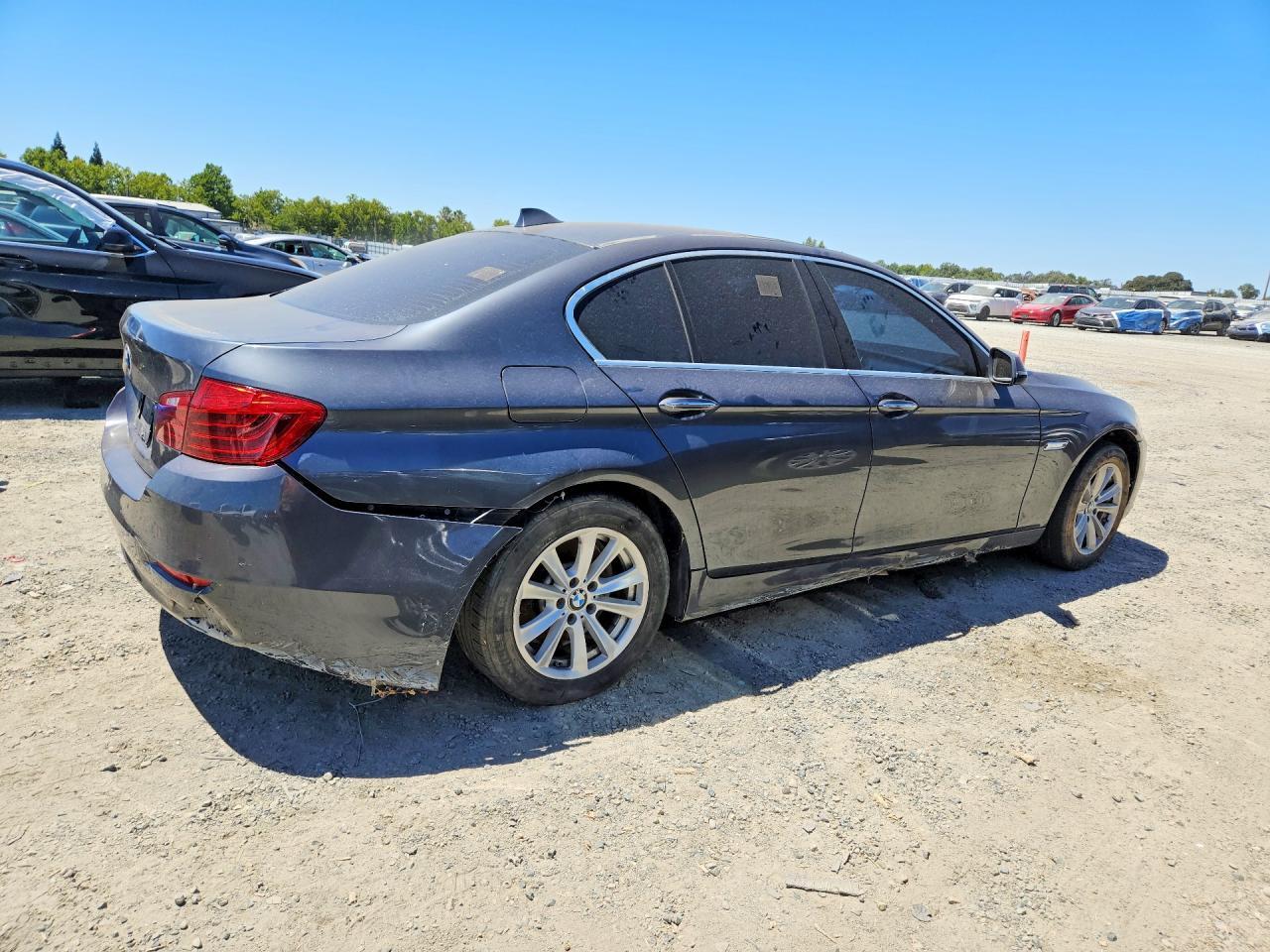 2015 BMW 528 I - Фото 3
