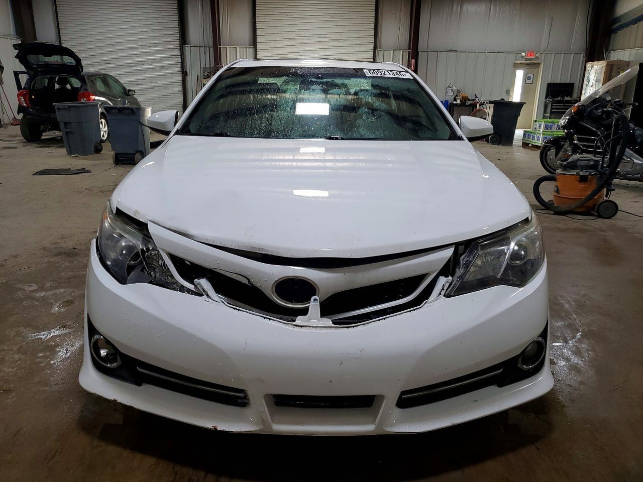 2012 Toyota Camry Se V6 - Image 5