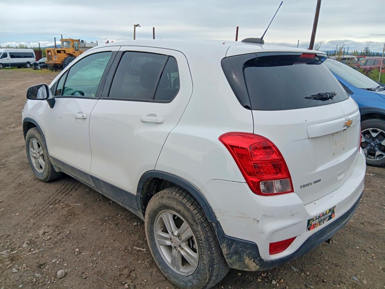 2020 Chevrolet Trax Ls - Фото 2