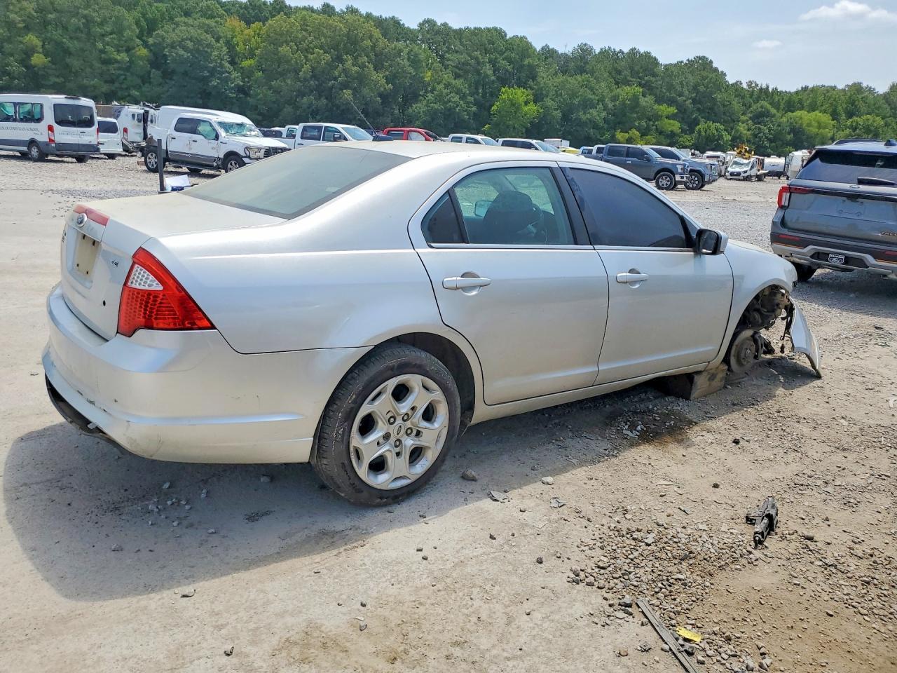 2011 Ford Fusion Se - Фото 3