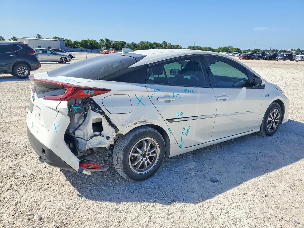 2017 Toyota Prius Prime Advanced - Фото 3