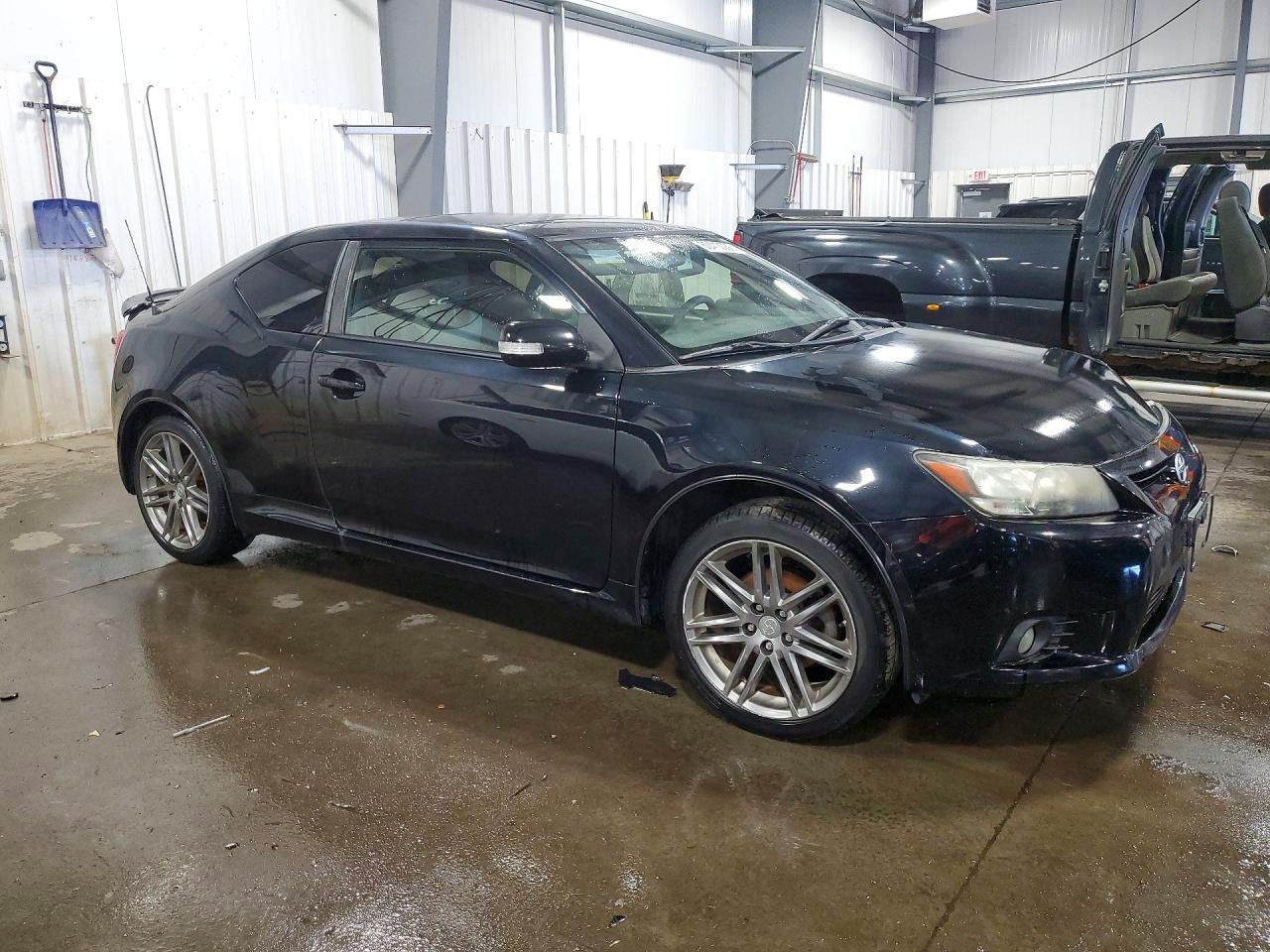 2013 Scion Tc Base - Фото 4
