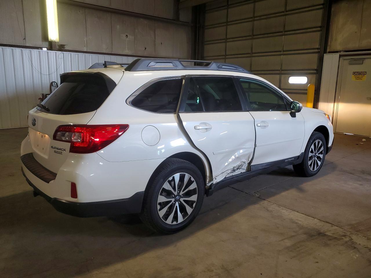 2017 Subaru Outback 2.5I Limited - Image 3