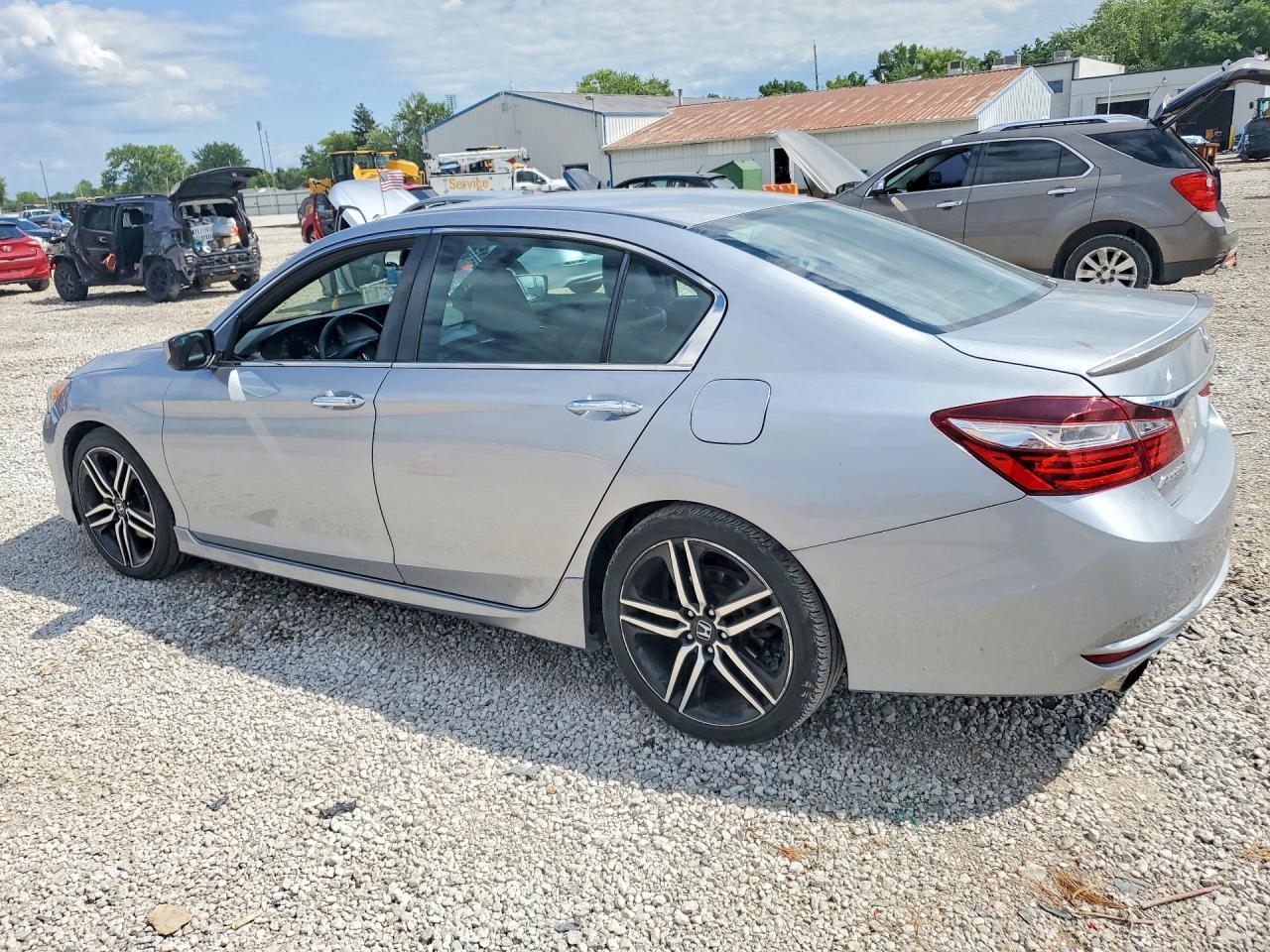 2017 Honda Accord Sport - Фото 2