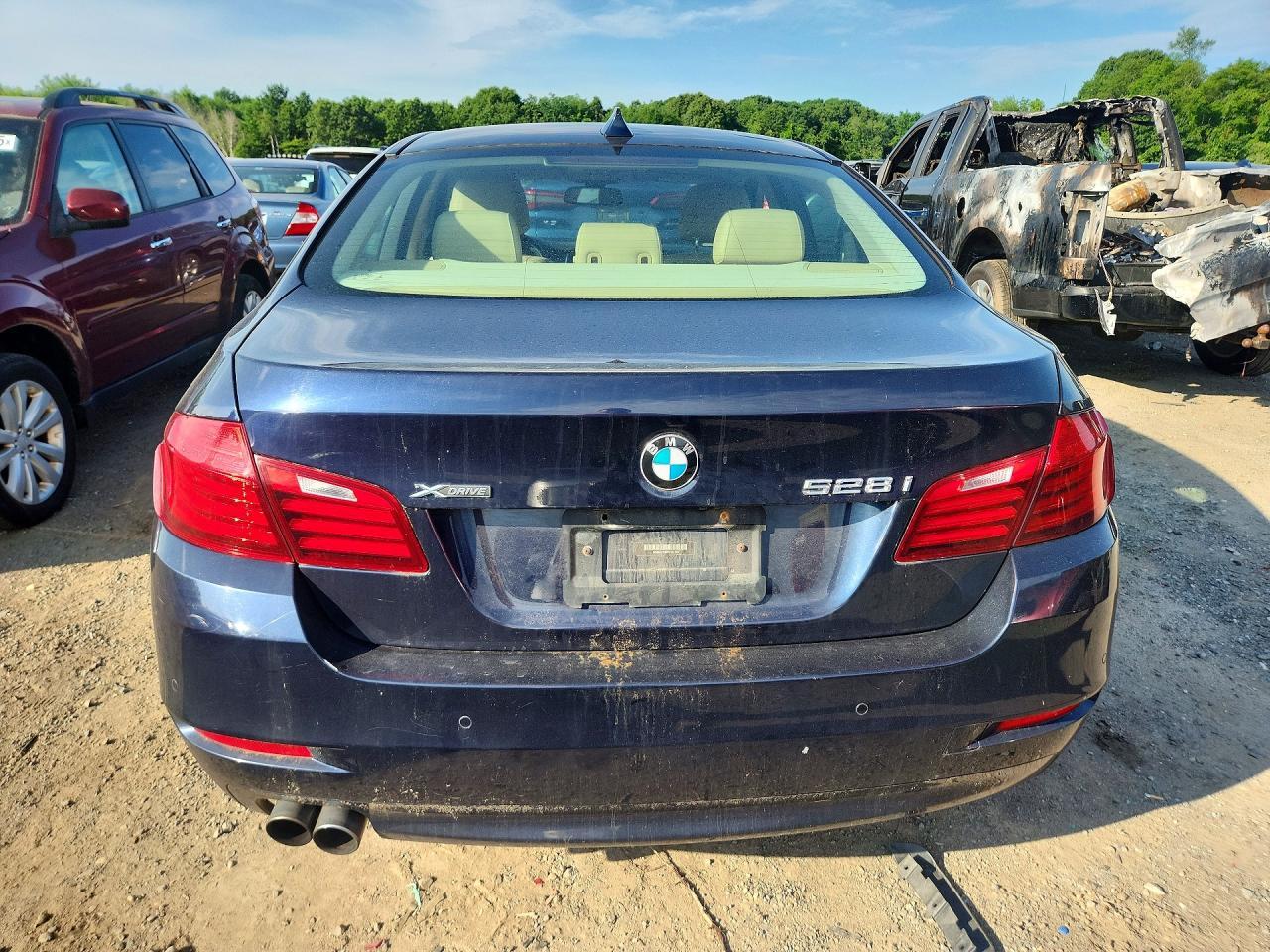 2015 BMW 528 Xi - Фото 6
