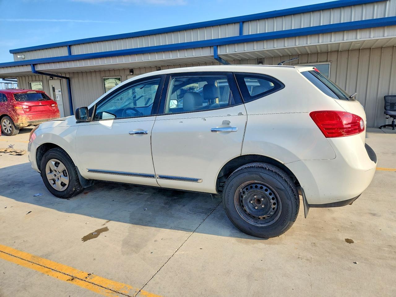 2015 Nissan Rogue Select S - Фото 2