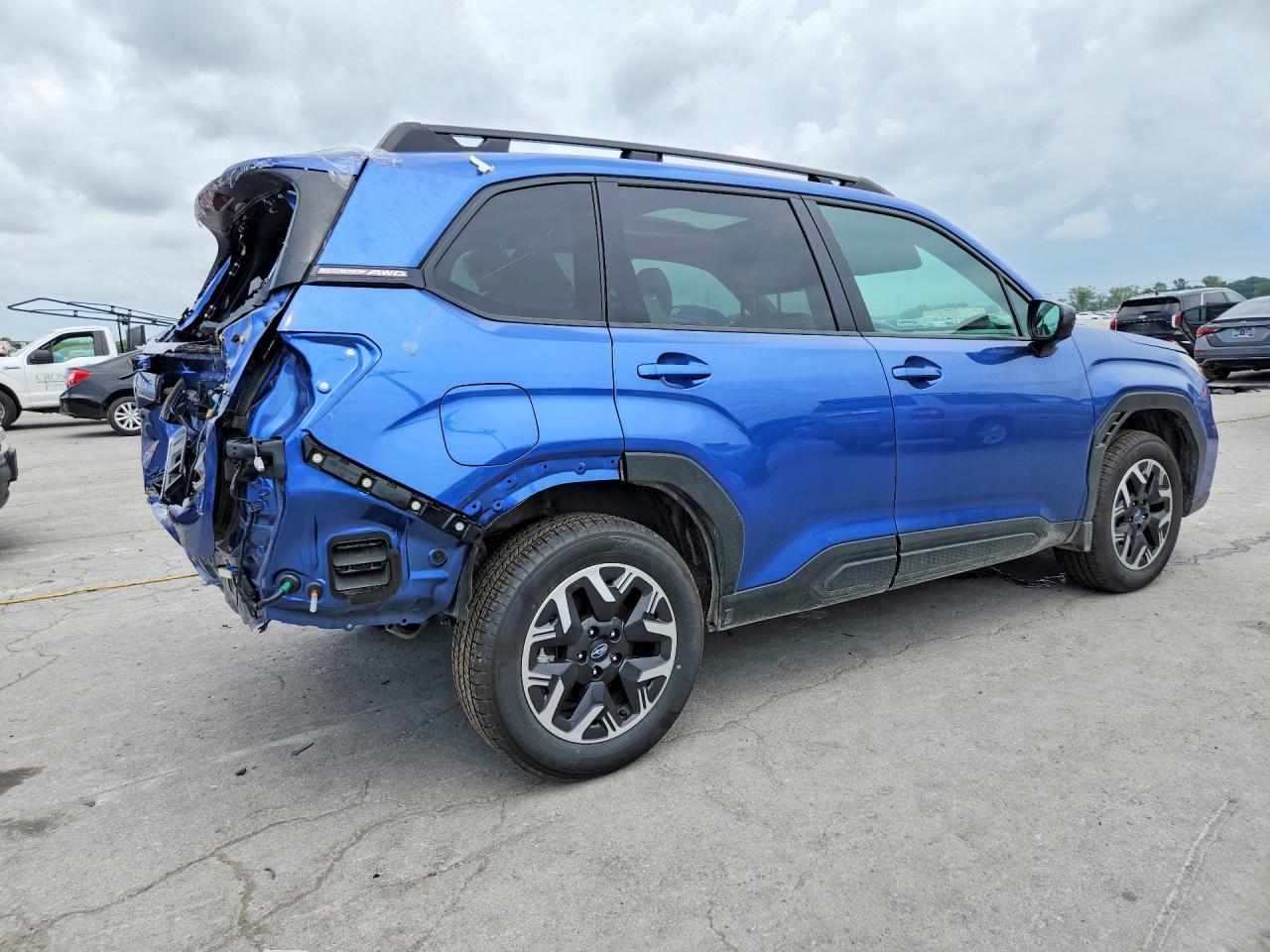 2026 Subaru Forester Premium - Фото 3