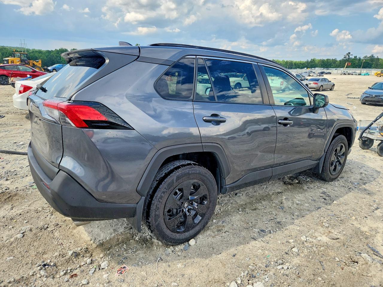 2021 Toyota Rav4 Le - Фото 3