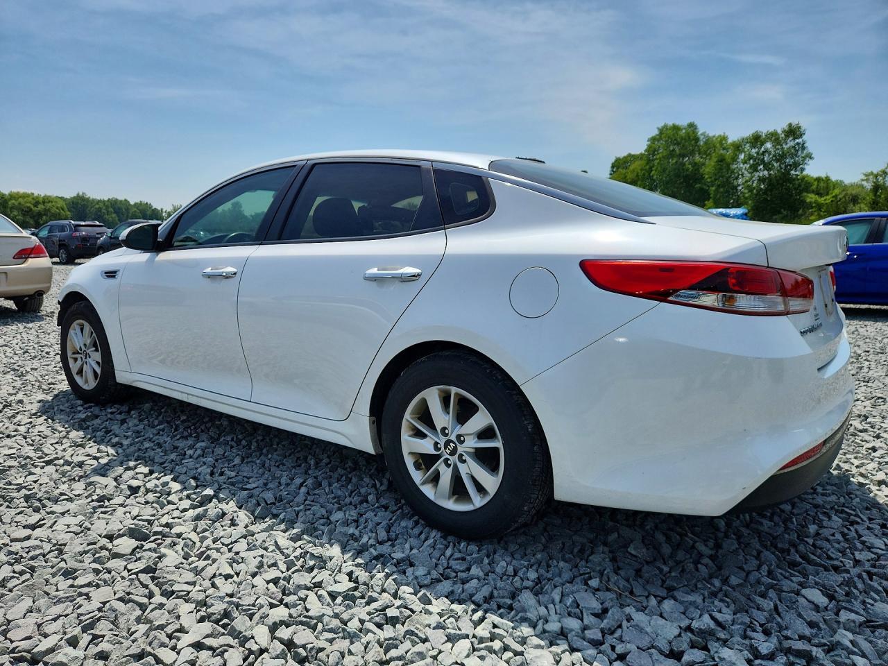 2016 Kia Optima Lx - Фото 2