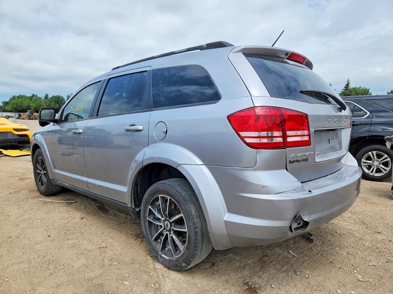 2018 Dodge Journey Se - Image 2