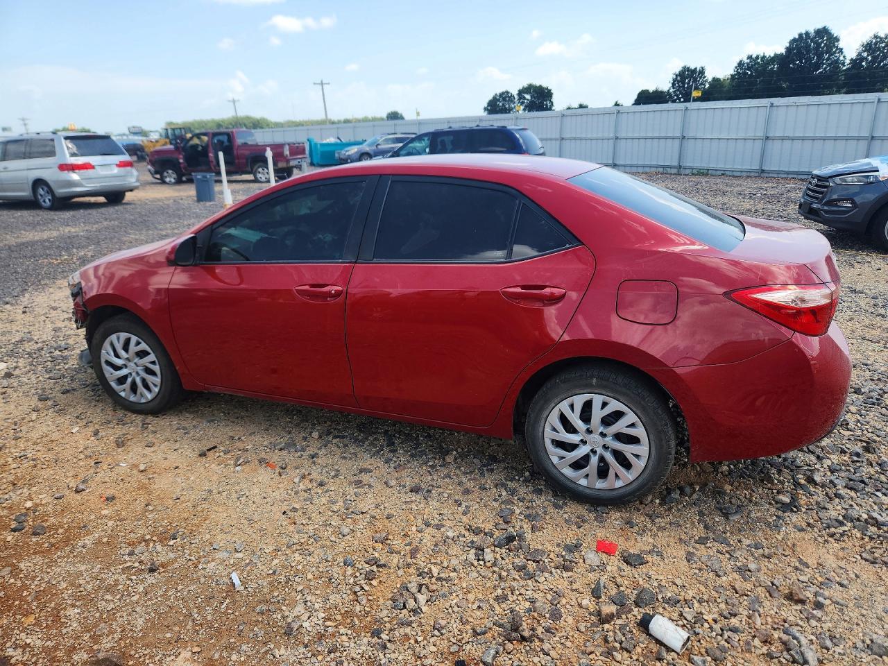 2018 Toyota Corolla Le - Фото 2