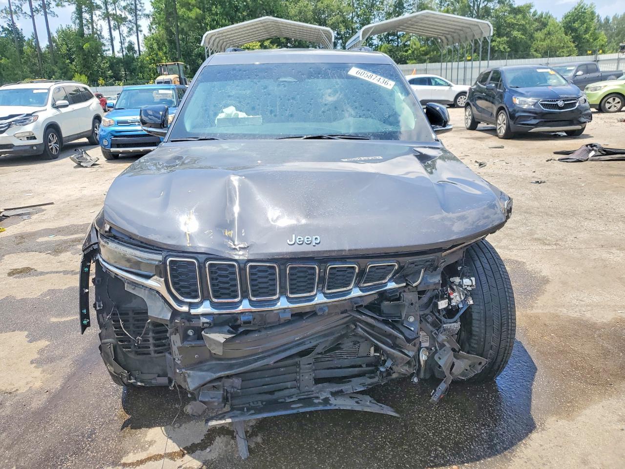 2022 Jeep Grand Cherokee Limited - Image 5