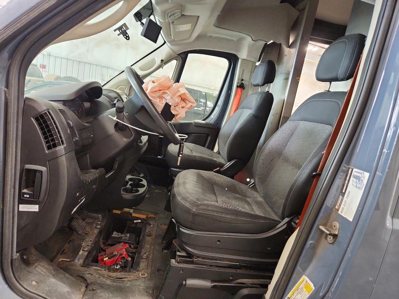 2021 Ram Promaster 3500 Delivery Van - Фото 7