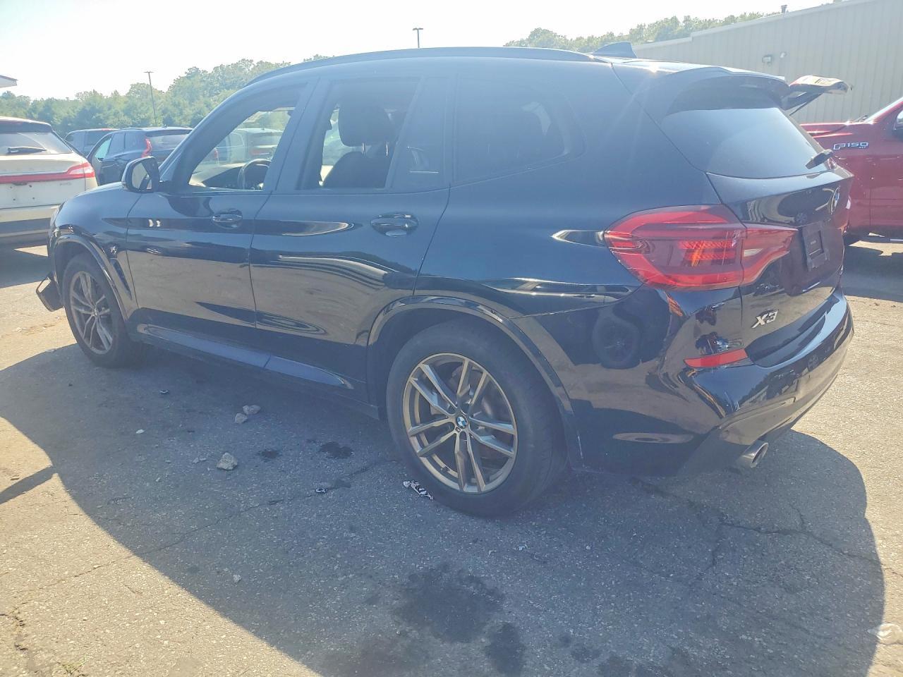 2019 BMW X3 xDrive30I - Фото 2