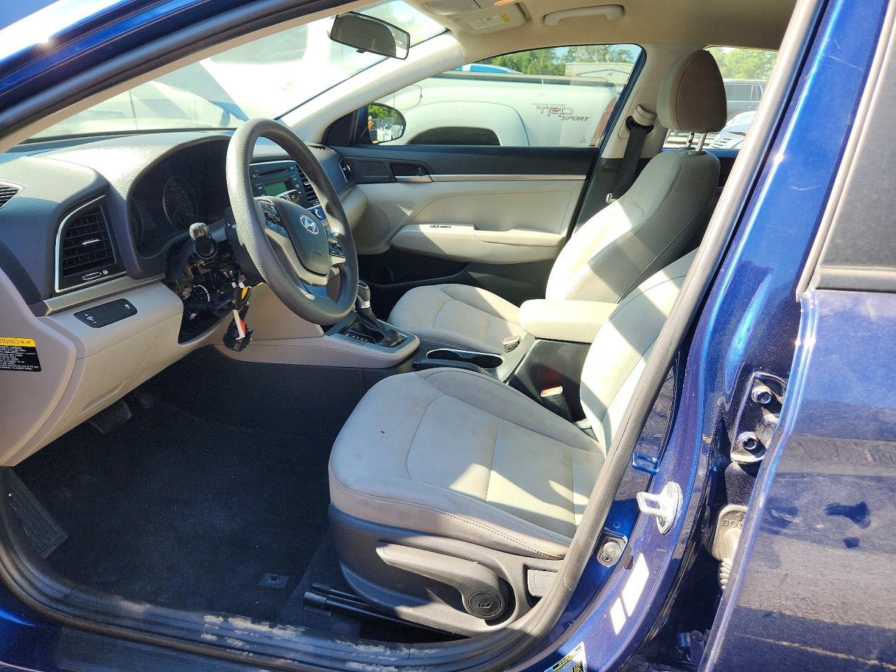 2018 Hyundai Elantra Se - Image 7