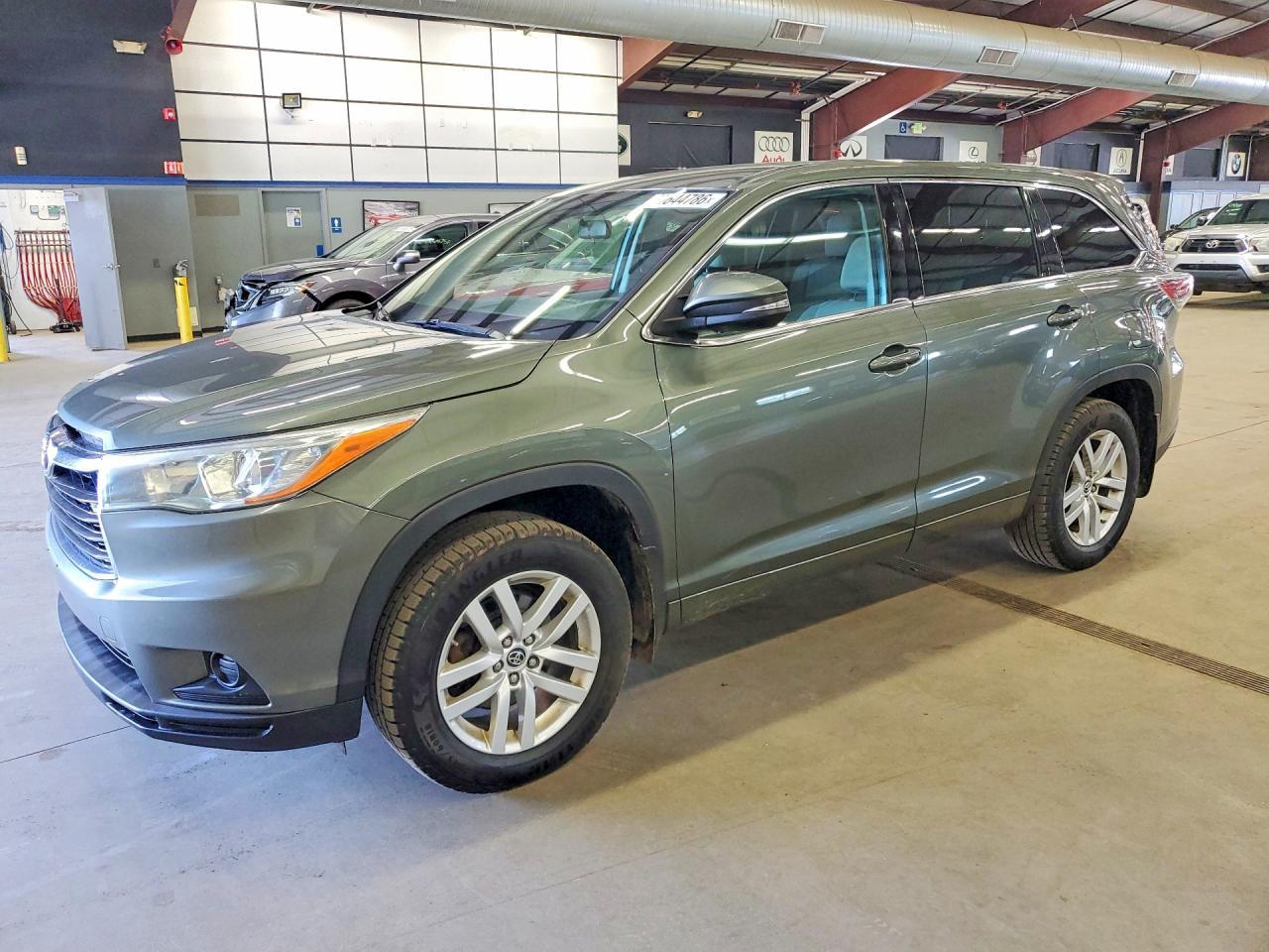 2016 Toyota Highlander Le