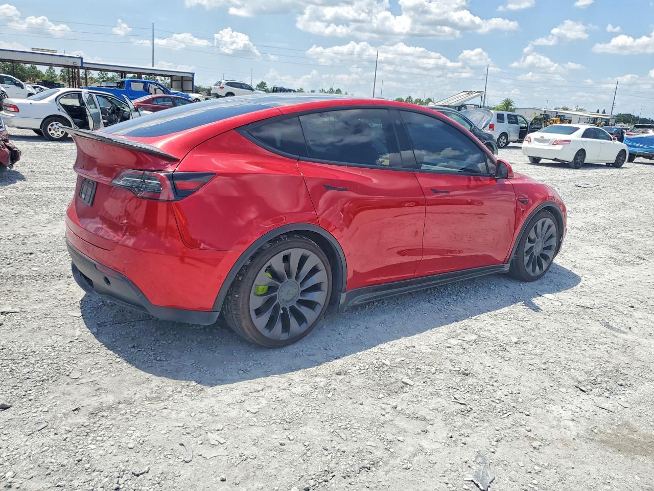 2021 Tesla Model Y - Фото 3