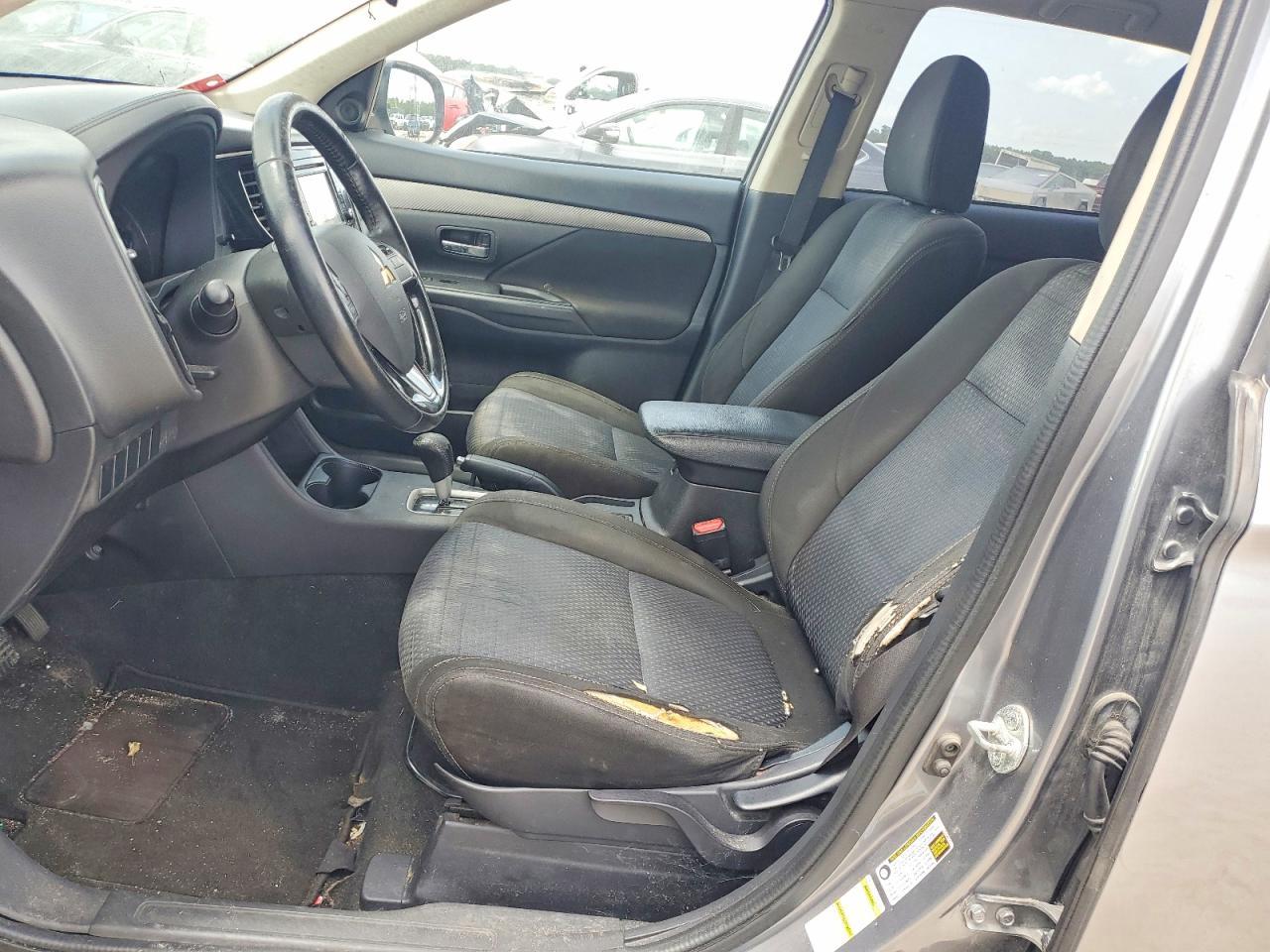2016 Mitsubishi Outlander Se - Фото 7