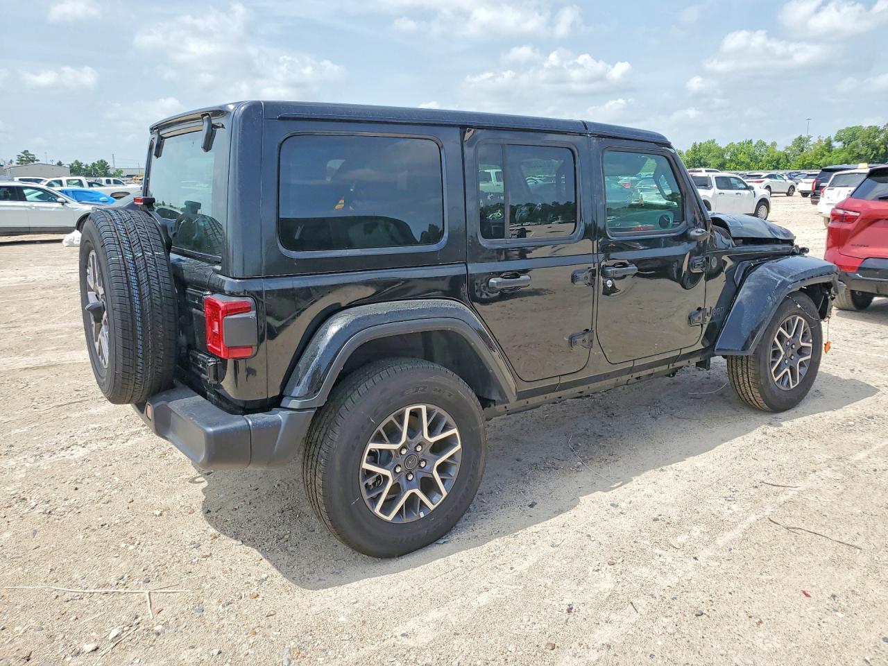 2026 Jeep Wrangler Sahara - Image 3